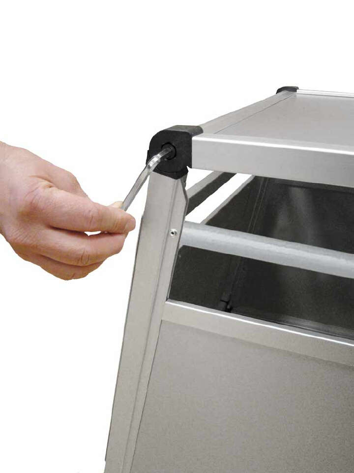 Nobby Alu-Transportbox New Design für Hunde